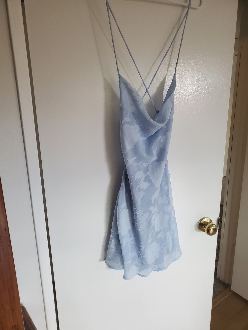 Princess Polly Celena Size 2 or size 4 Blue Floral Lace Mini Crisscross Back - Picture 3 of 7